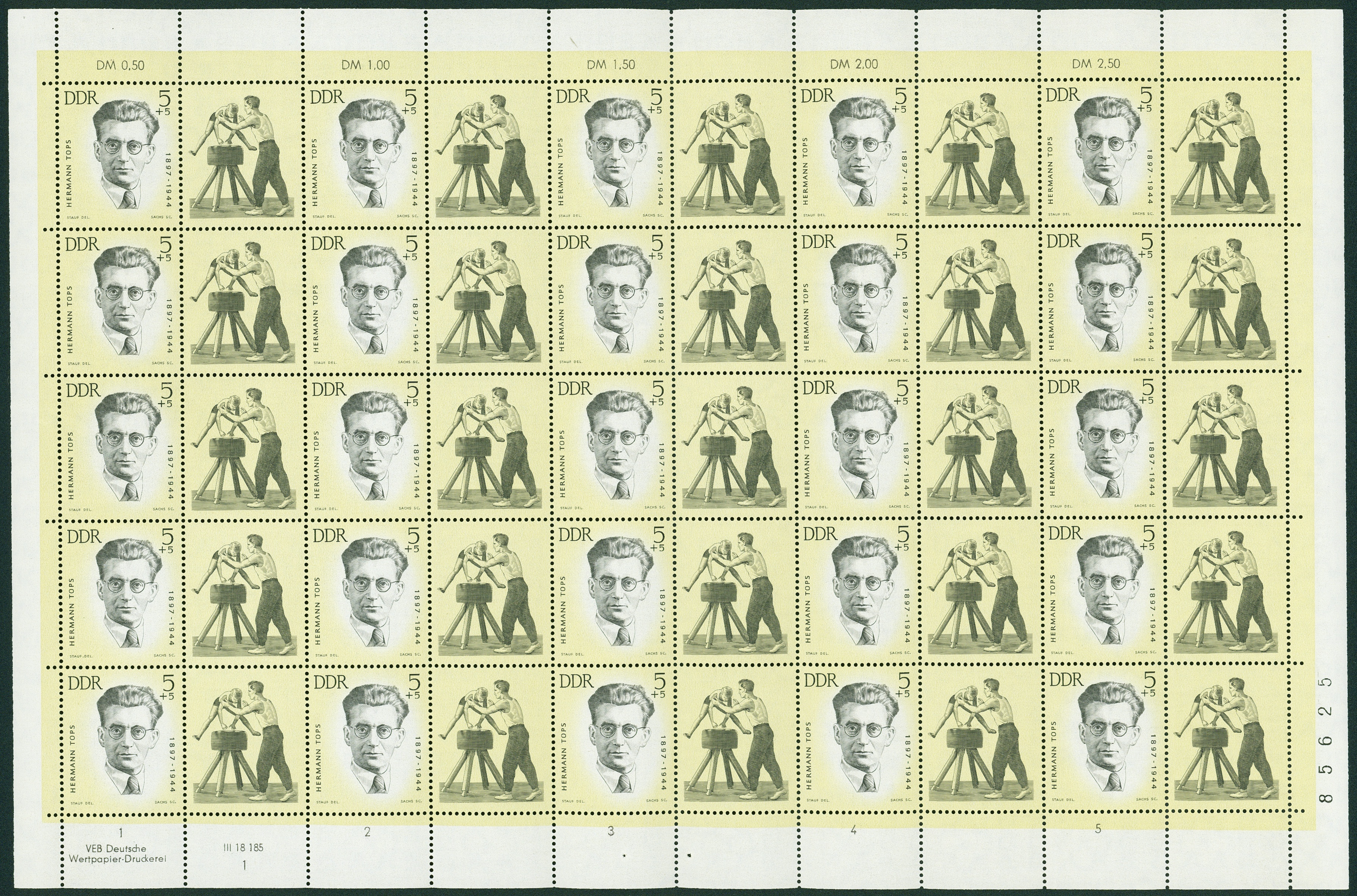 Lot 1598 - DDR - ZUSAMMENDRUCKBOGEN - Hettinger Auktion Auktion 54 Lot 1598 - DDR - ZUSAMMENDRUCKBOGEN - Hettinger Auktion Auktion 54
